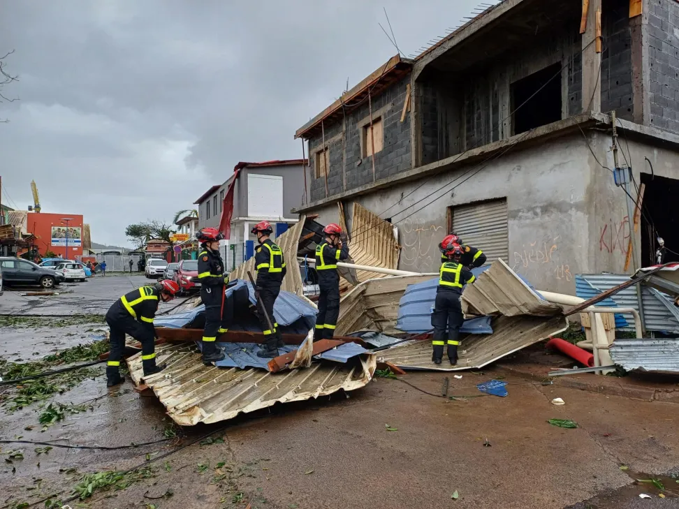 Ciclone Chido em Mayotte: Autoridades Temem “Vários Milhares” de Mortos